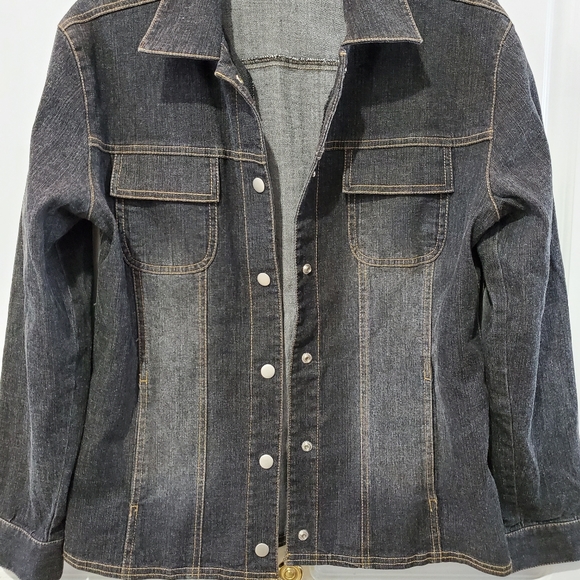 Jacket - Picture 4 of 8